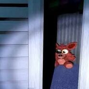 Pluszak Nightmare Foxy"ego (w szafie)