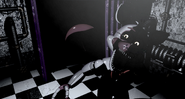 Funtime Foxy dirigiéndose a la oficina de la Private Room.