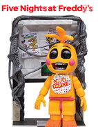 Figurita de Toy Chica con un kit de la oficina del segundo juego.