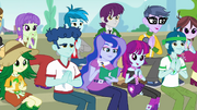Students applauding Sandalwood EG3.png