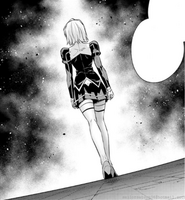 Satellizer walking away from Cassie and her friends