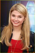 Sammi-hanratty-stefanie-scott-mars-05