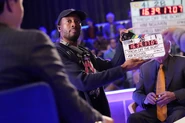 Lou Wants to Be a Millionaire (BTS).jpg (4.38 MB) Behind the scenes
