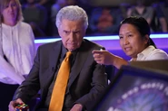 Regis Philbin (BTS).jpg (4.22 MB) Behind the scenes