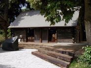 A Cabin-like building near the house.