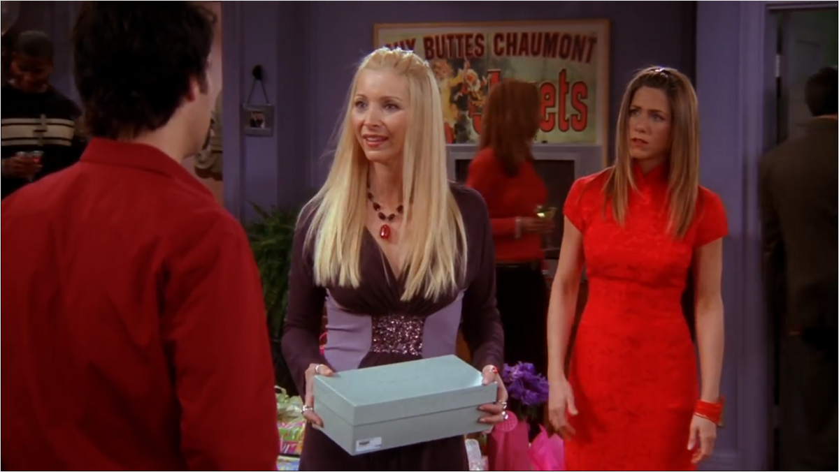The blazer red worn by Phoebe Buffay (Lisa Kudrow) in Friends (Season 10  Episode 7)