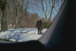 
Наблюдатель и ребёнок смотрят друг на друга