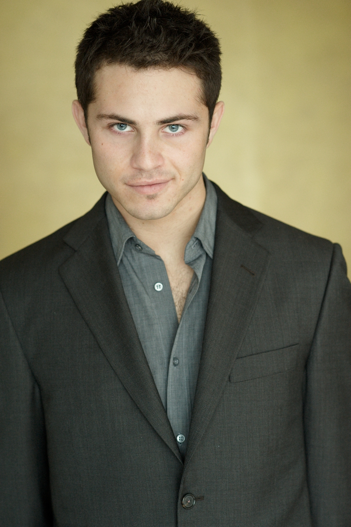 Brandon Nadon is a Canadian actor who plays Friend One on Fringe. 