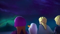 Nuestros héroes observando las luces del norte.