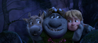 Kristoff and Sven hiding behind Bulda