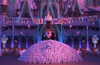 After arriving, Anna and Elsa beheld the spectacle within the courtyard.