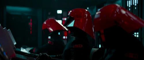 Comme la plupart des  de la , Simero Quonit obéissait aveuglément aux ordres de .