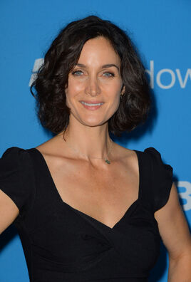 Carrie-Anne Moss