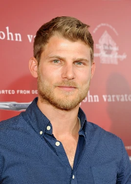 Travis Van Winkle FUBAR Wiki Fandom