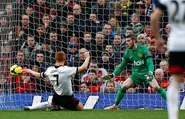 0-1: Steve Sidwell takes Fulham into a shock lead after 19 minutes. After a quick counter-attack, Lewis Holtby lifts the ball beautifully into Sidwell's charge into the box, before he slid in to slot the ball past de Gea into the bottom corner