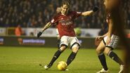 1-1: Fulham hit back ten minutes later when Stefan Johansen found space to meet Fredericks' cross with a finish into the top left corner