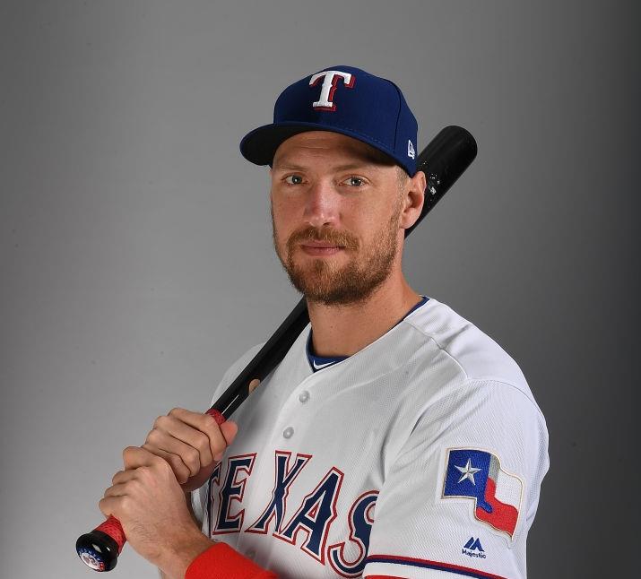 Hunter Pence's wife Lexi built him a batting cage