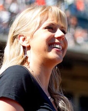 Stephanie Tanner Fuller House Wiki Fandom