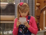 Stephanie-reading-a-letter-from-Rusty.jpg (126 KB) From "Secret Admirer" (1990)