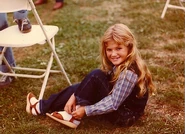 Anne Marie as Sarah.jpg (100 KB) on set of children of the corn