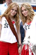 6-mary-kate-ashley-olsen-hair