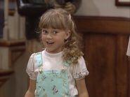 Jodie Sweetin as Stephanie Tanner4 - Full House,S1 - Our Very First Show