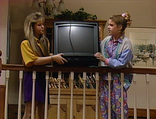 DJ:Kimmy S3 E23.png