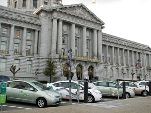 Charging stations in SF City Hall 02 2009 01