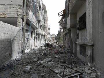 Destruction in Homs 4