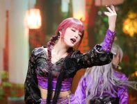 "HWAA" Inkigayo (January 18, 2021)