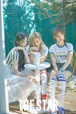 "The Star" 2018, August Issue (Shuhua and Soyeon)