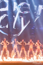 "Super Lady" Performance Video