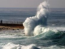 300px-Waves lajolla