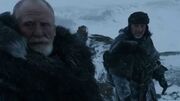 Mormont donne la permission à Jon de partir avec Qhorin