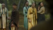 Yezzan demande pourquoi il devrait acheter Tyrion