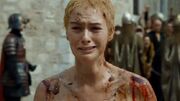 Cersei est humiliée par les Moineaux (5x10)
