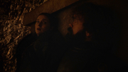 Sansa et Tyrion se cachant
