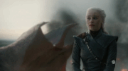 Daenerys hésitante