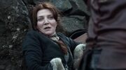 Catelyn sauvée par Tyrion (1x05)