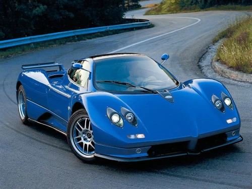 パガーニ ゾンダ (ZONDA) 2002