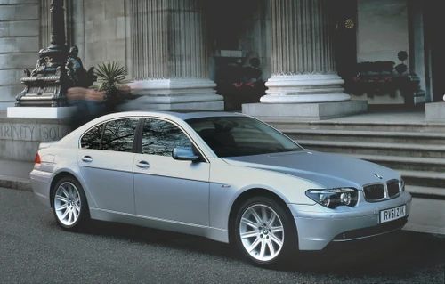 BMW 745i 2001
