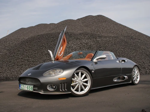 スパイカー C8 2002