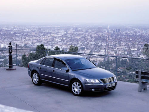 フォルクスワーゲン フェートン (PHAETON) 2002