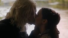 Rhaegar and Lyanna kiss