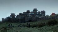 The walls of Winterfell from up-close on the southern facade
