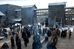 GOT-S1-BEHIND (6).jpg (220 KB)