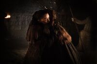 704 Arya umarmt Sansa