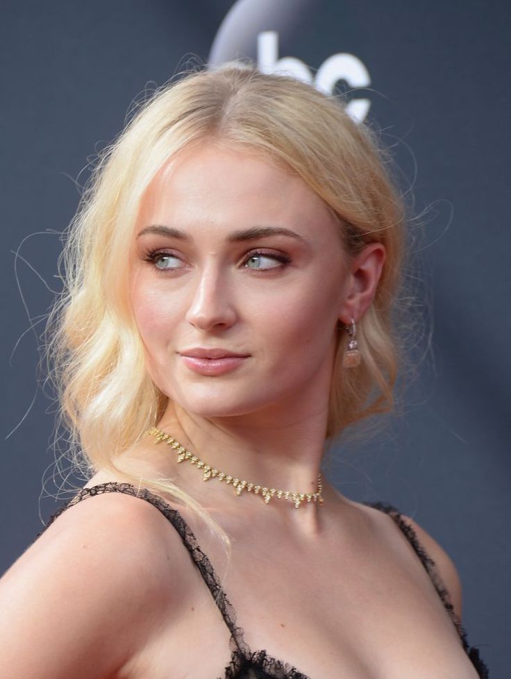 7 absolutely stunning photos of 'Game of Thrones' actress Sophie