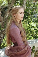 Cersei in the gardens of the Red Keep in "You Win or You Die".