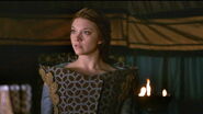 Margaery's funnel dress has none of the features of her later signature style.